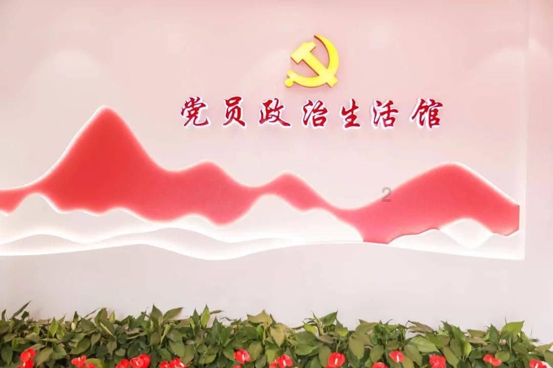 河北石嘴子乡摆察村:开足马力“快” 生产 冬闲菌棒加工忙